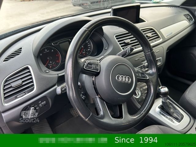 Пикап AUDI Q3 2.0 TDI S Tronic quattro Panorama/Tot Winkel