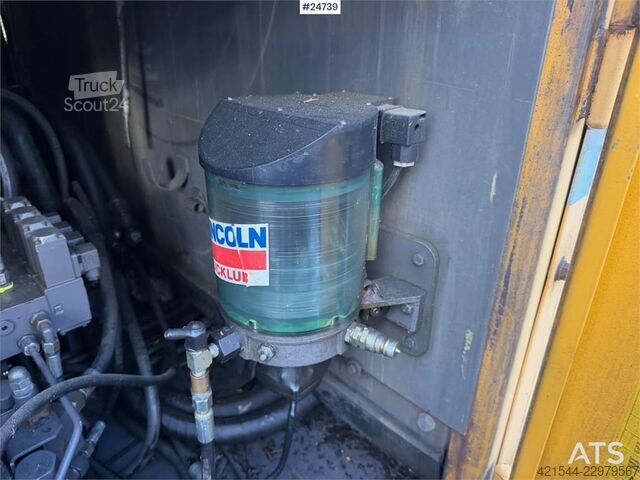  Åkerman EW230 wheeled excavator with two buckets and tiltr
