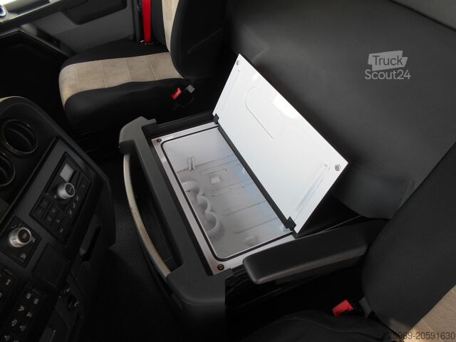 Standard-Sattelzugmaschine RENAULT T480