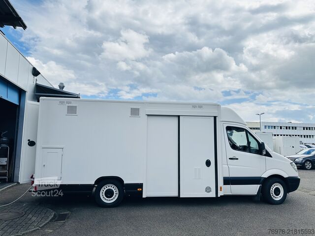 Salgsautomat, Food Truck, Food Truck Mercedes-Benz Foodtruck, Imbisswagen, Food Truck mit neuer Küche und Ausstattung