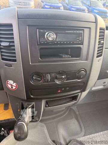 Salgsautomat, Food Truck, Food Truck Mercedes-Benz Foodtruck, Imbisswagen, Food Truck mit neuer Küche und Ausstattung