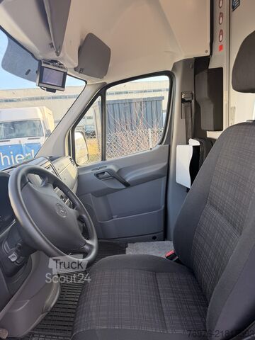 Salgsautomat, Food Truck, Food Truck Mercedes-Benz Foodtruck, Imbisswagen, Food Truck mit neuer Küche und Ausstattung