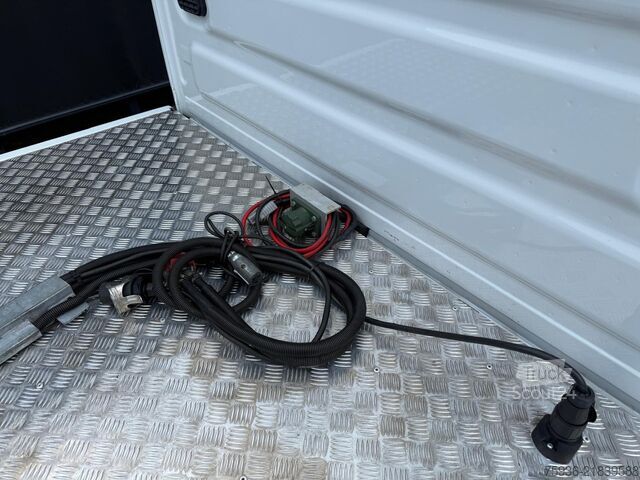 BE-SZM Iveco Daily 40C16 Hi Matic Be trekker 8 Ton Dubbel Ca...