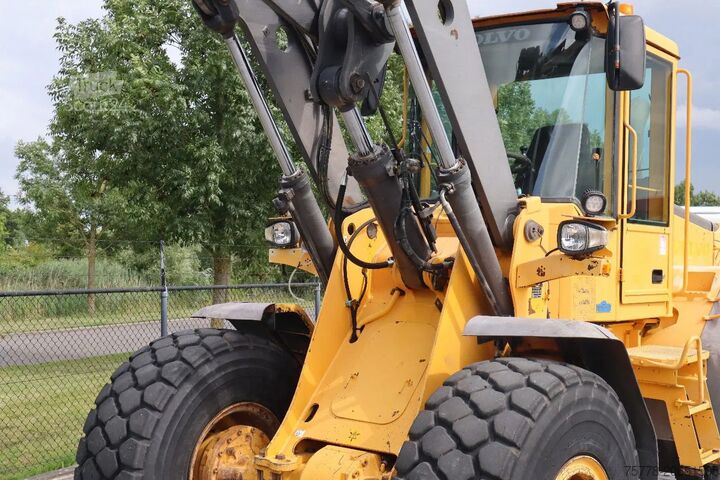 Колісний навантажувач Volvo L70E | BUCKET | QUICK COUPLER | EXTRA FUNCT | A...