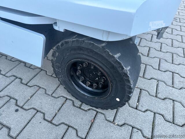 Firsveis truck Hubtex DQ45 / 4500 kg/ Triplex /Only 3309 h