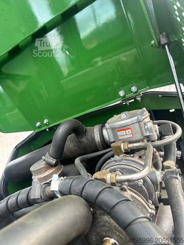 Empilhador de 4 vias Combilift C4000 /2015 /Triplex 8400 mm/Only 7299 h