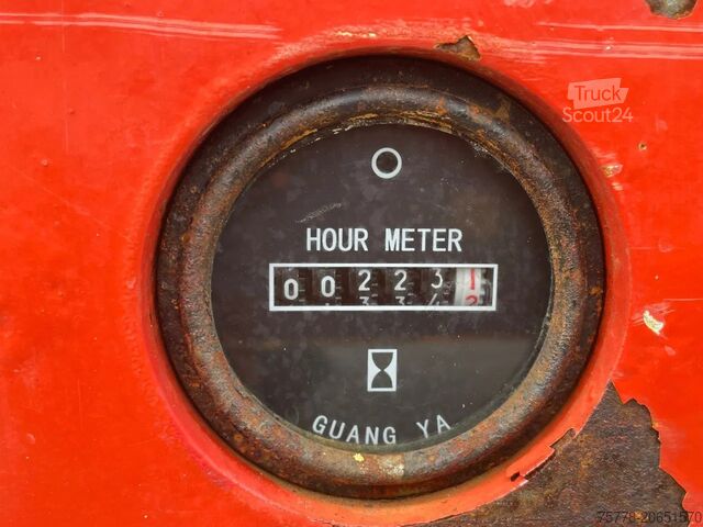 Ollós emelő LGMG AS1012E | 12 METER | 320 KG | GS-3232 | ES 3246