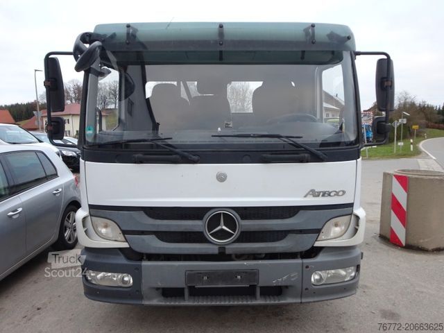 Φορτηγό ανατρεπόμενο βαν MERCEDES-BENZ Atego 824 /3 Seiten Kipper/Klima