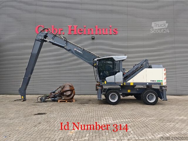 Máquina de manuseamento de materiais Terex TWH 224 S5