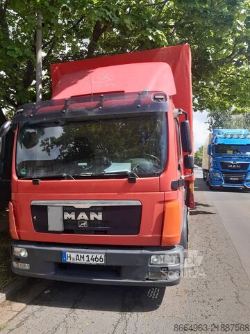 Samochód ciężarowy z plandeką typu platforma MAN TGL 12.250