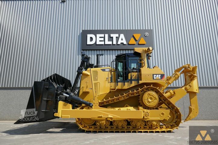 Bouteur Caterpillar D9T