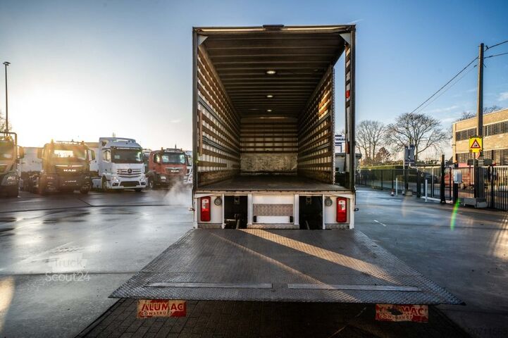 Mala DAF CF 75.250 +DHOLLANDIA 2T.