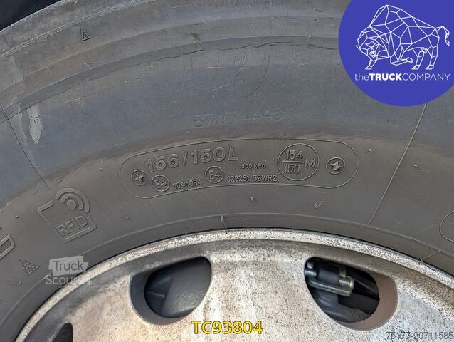 Standaard-SZM Iveco S-Way 480