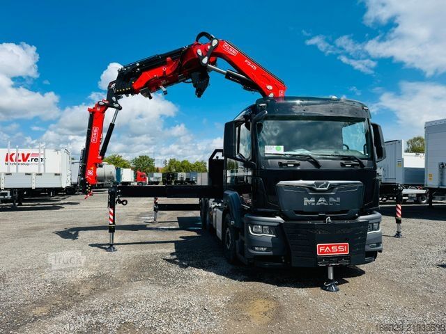 Erikoiskäyttöinen kuorma-auto MAN 26.480 6x4-4 Hydrodrive Fassi Kran F545 Jib