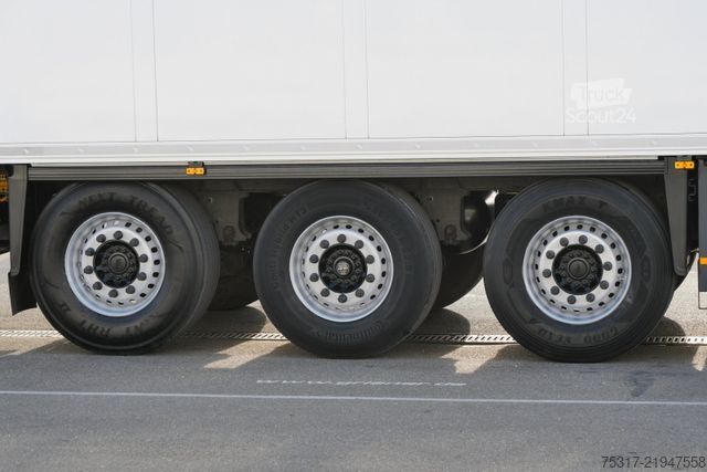 Chladený náves SCHMITZ CARGOBULL SKO 24/TK SLX i 300/DOPPELSTOCK /BLUMEN/LBW 2000