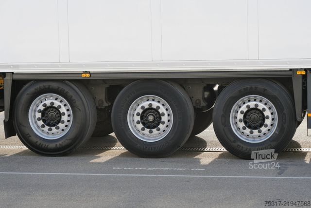 Chladený náves SCHMITZ CARGOBULL SKO 24/TK SLX i 300/DOPPELSTOCK /BLUMEN/LBW 2000