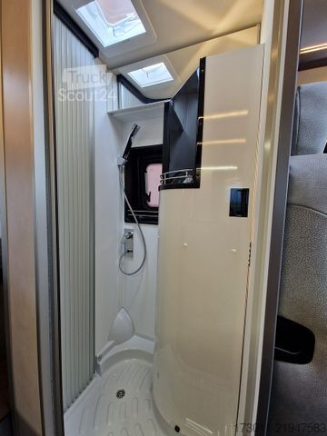 Avtodom PÖSSL Summit Shine 600L  180PS Automat Markise Solar