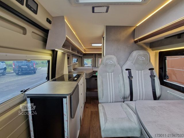 Avtodom PÖSSL Summit Shine 640 Automat Premium