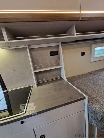 Avtodom PÖSSL Summit Shine 640 Automat Premium