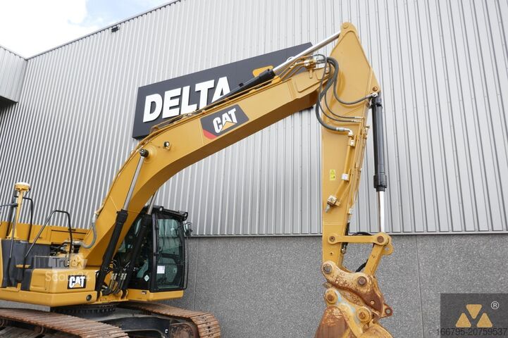 Excavadora sobre orugas Caterpillar 320