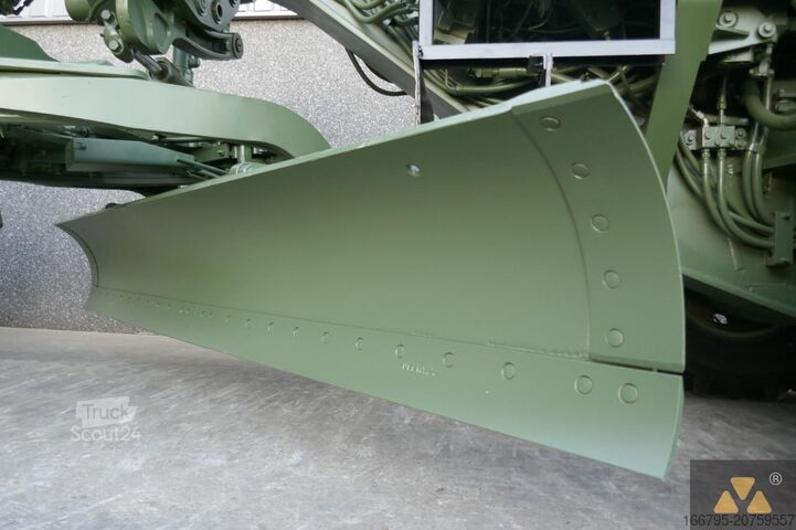 Niveladora Caterpillar 130G Ex-army