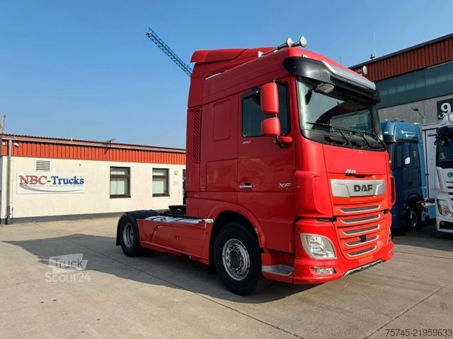 Vakio vetoauto DAF XF 480 * SPACE CAP * RETARDER * 2 X TANK*1. HAND