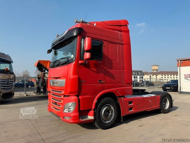 Vakio vetoauto DAF XF 480 * SPACE CAP * RETARDER * 2 X TANK*1. HAND