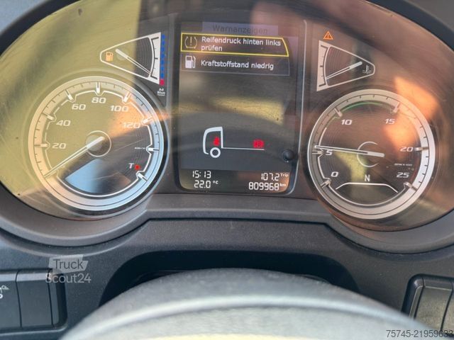Vakio vetoauto DAF XF 480 * SPACE CAP * RETARDER * 2 X TANK*1. HAND
