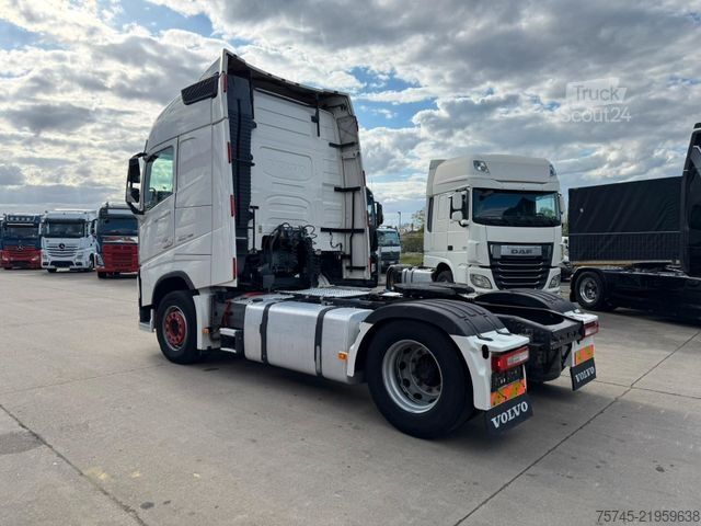 Стандартен влекач VOLVO FH 460 * STANDKLIMA * GLOBETROTTER *
