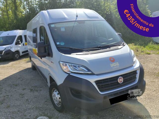 Caravan/camper Fiat Weinsberg Carabus 600 K | 4 Posti Letto | Completamente Attrezzato