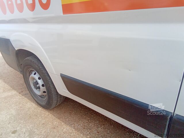 Caravan/camper Fiat Weinsberg Carabus 600 K | 4 Posti Letto | Completamente Attrezzato