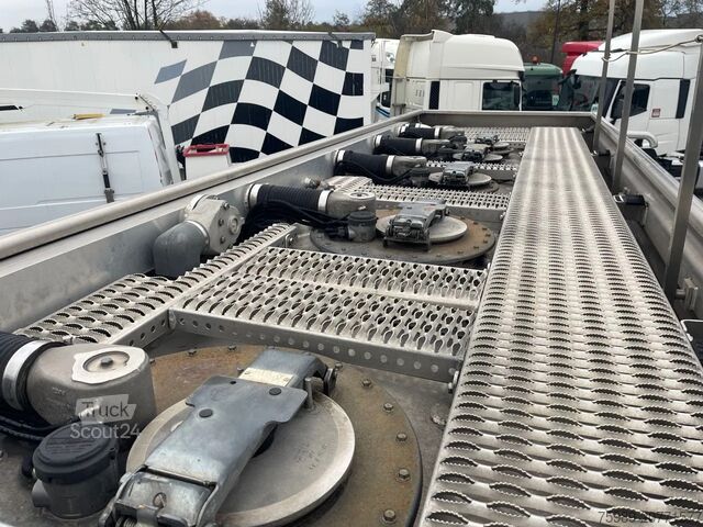 Silo Renault Premium 380 13390L, 5 COMPARTMENTS, FULL AIR S...