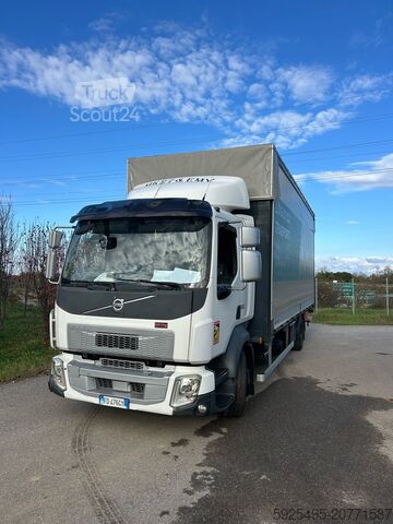 Tracteur routier 2 essieux Volvo FL III