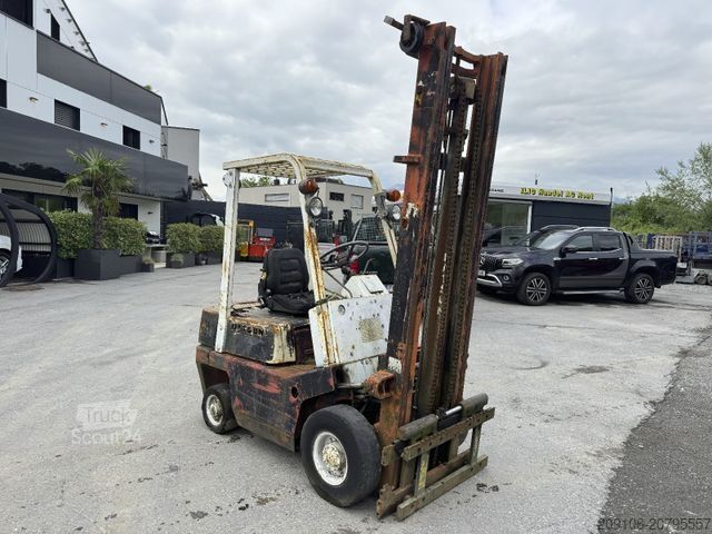 Priekinis krautuvas NISSAN DATSUN F01