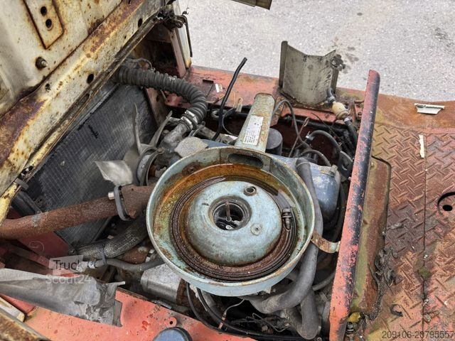 Priekinis krautuvas NISSAN DATSUN F01