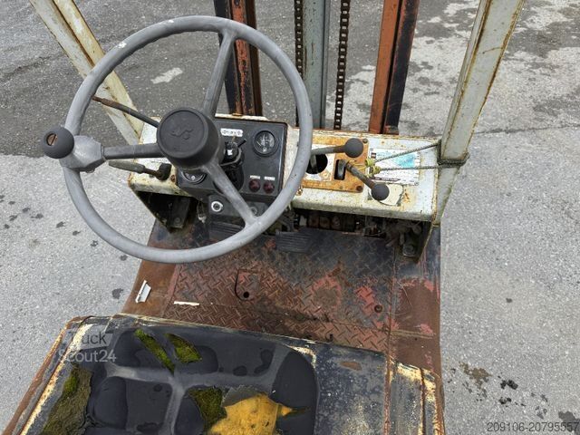 Priekinis krautuvas NISSAN DATSUN F01