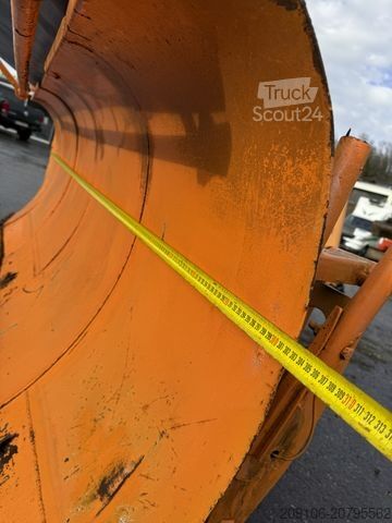 Tovorno vozilo za posebne namene SCHMIDT 2xSchneepflug Schneeschild Schmidt 3 meter