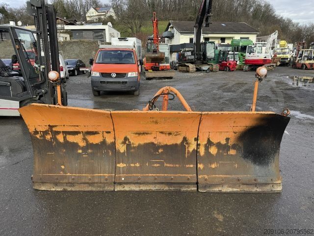 Tovorno vozilo za posebne namene SCHMIDT 2xSchneepflug Schneeschild Schmidt 3 meter