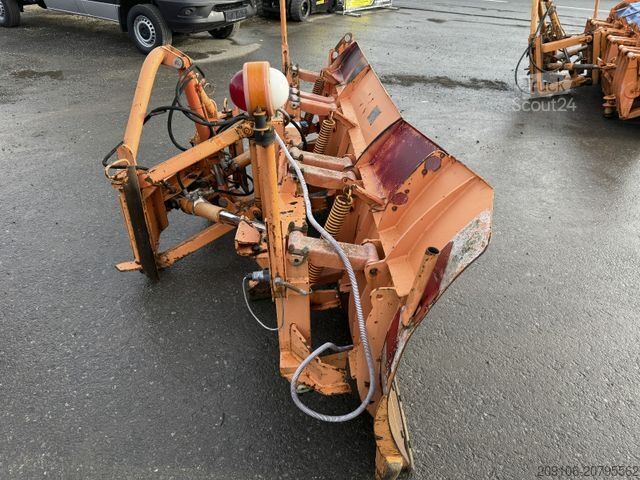 Tovorno vozilo za posebne namene SCHMIDT 2xSchneepflug Schneeschild Schmidt 3 meter