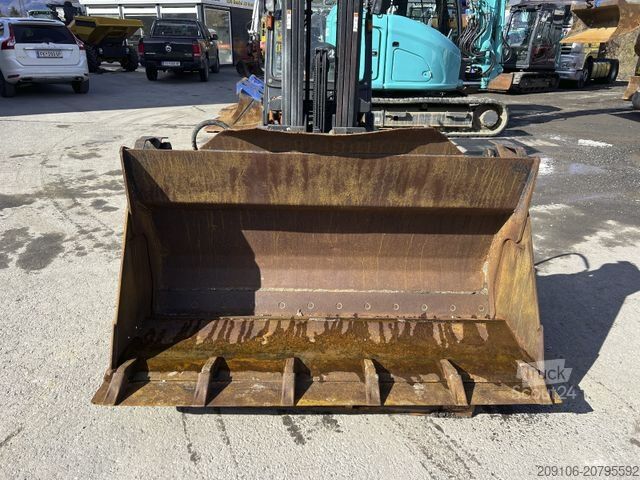 Ratinis krautuvas CATERPILLAR 906 Klappschaufel