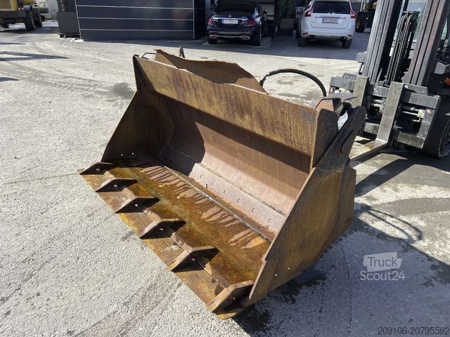 Ratinis krautuvas CATERPILLAR 906 Klappschaufel