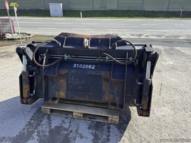 Ratinis krautuvas CATERPILLAR 906 Klappschaufel