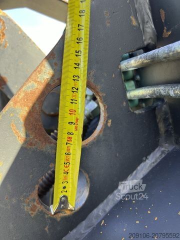 Ratinis krautuvas CATERPILLAR 906 Klappschaufel