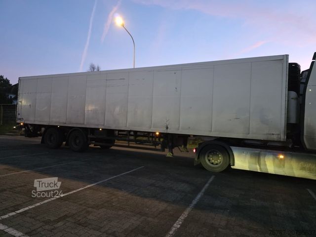 Šaldytuvas puspriekabė SCHMITZ CARGOBULL City Tiefkühler, 2. Achs drehbar, 3 to Ladebordw