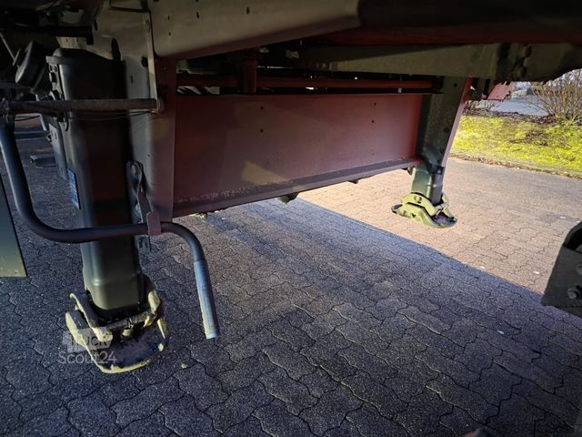 Šaldytuvas puspriekabė SCHMITZ CARGOBULL City Tiefkühler, 2. Achs drehbar, 3 to Ladebordw