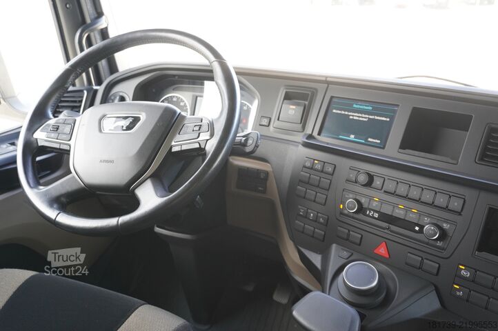 Ledusskapis (režģa furgons) MAN TGX 26.470 6x2 / 80 tho. km!! / 2023
