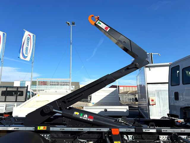 Camion scarrabile Iveco Eurocargo 180-320K
