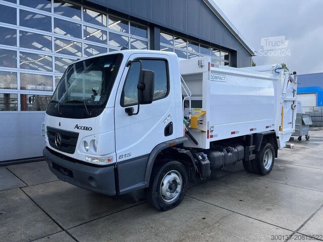 Vehicul de colectare a deșeurilor Mercedes-Benz Accelo 815 4x2 Garbage Compactor (2 units) Acce...