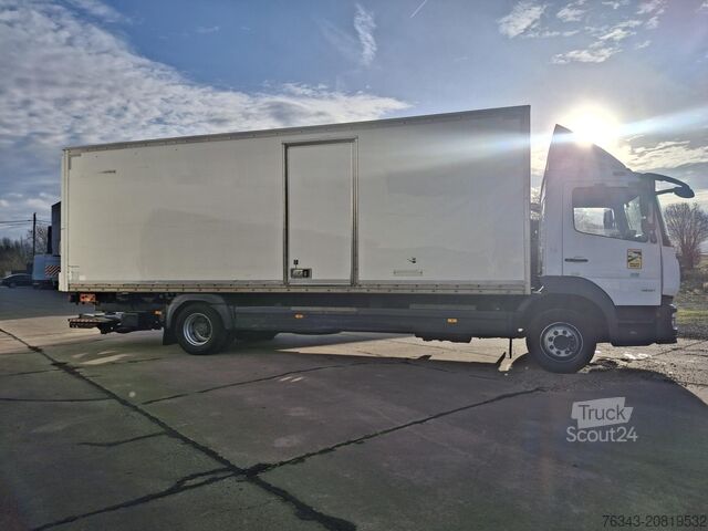 Autocamion cu caroserie tip cutie Mercedes-Benz ATEGO 1221 L - E6