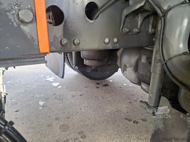 Autocamion cu caroserie tip cutie Mercedes-Benz ATEGO 1221 L - E6